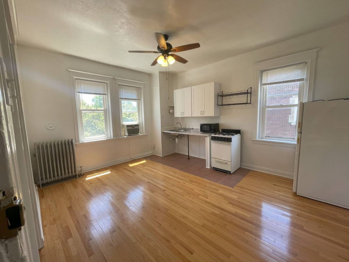 Apartment for rent at Cambridge, 4917-19 McPherson Ave, St. Louis, MO 63108