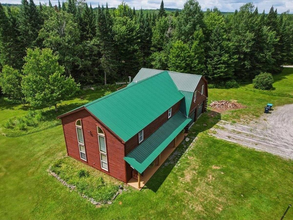 House for rent at 4940 Holland Pond Rd, Derby Line, VT 05830