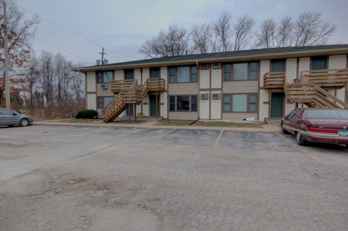Apartment for rent at Homewood East, 3520 60th St, Moline, IL 61265