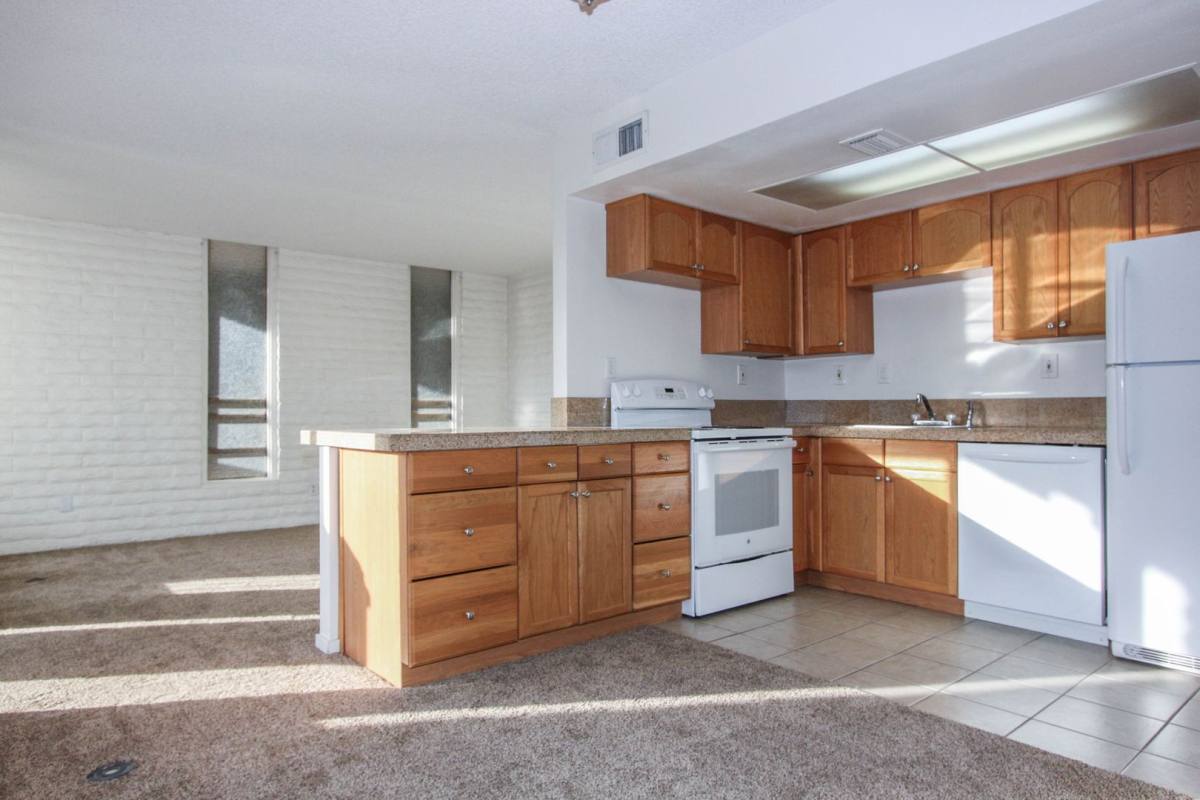Townhouse for rent at 1145 N Tapadero Dr #B6, Dewey, AZ 86327