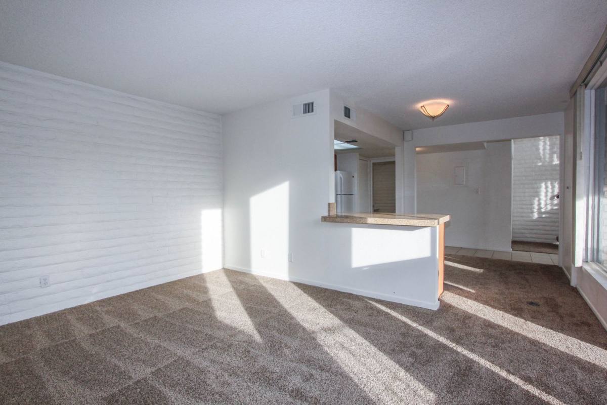 Townhouse for rent at 1145 N Tapadero Dr #B6, Dewey, AZ 86327