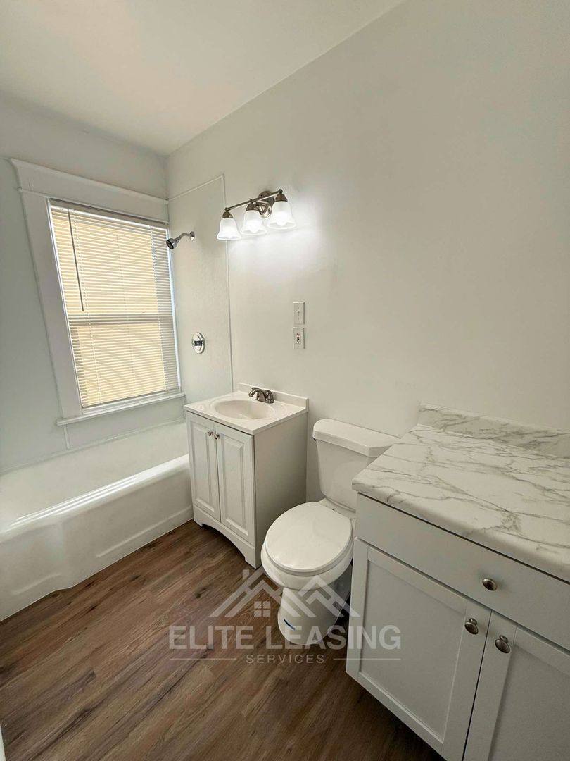 Apartment for rent at 1500 SW Van Buren St, Topeka, KS 66612