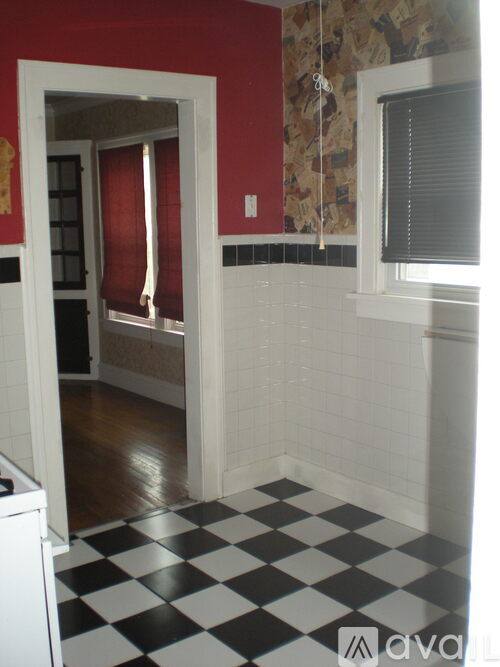 House for rent at 1651 Victoria Ave, Lakewood, OH 44107