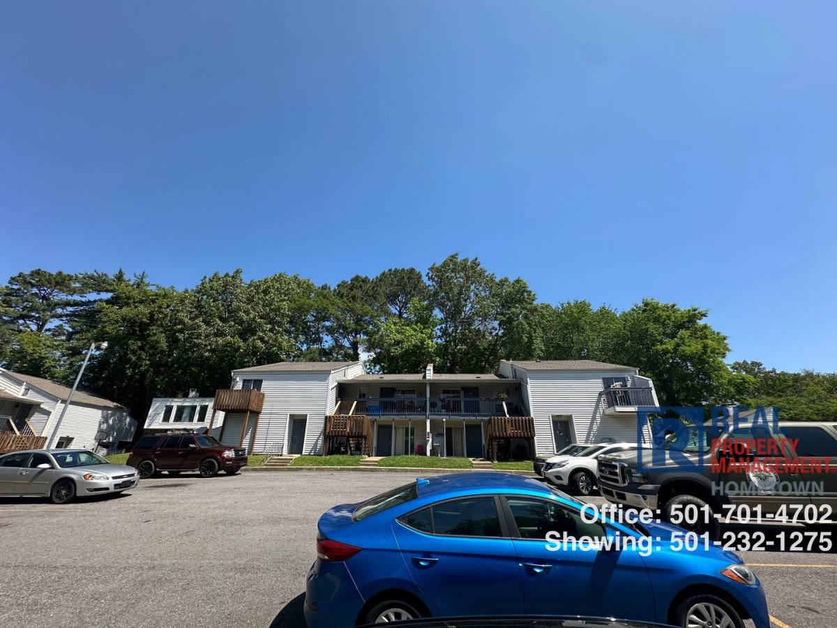 Apartment for rent at 407 Ashland St, Hot Springs, AR 71901