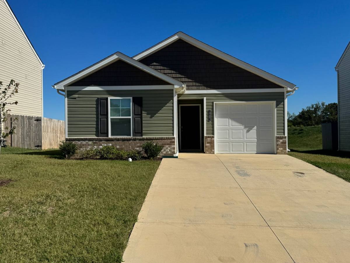House for rent at 1261 Cherry Grove Rd, Greeneville, TN 37743