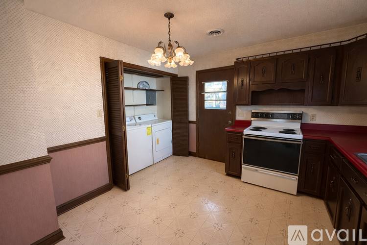 House for rent at 116 Dexter St, Martinsville, VA 24112