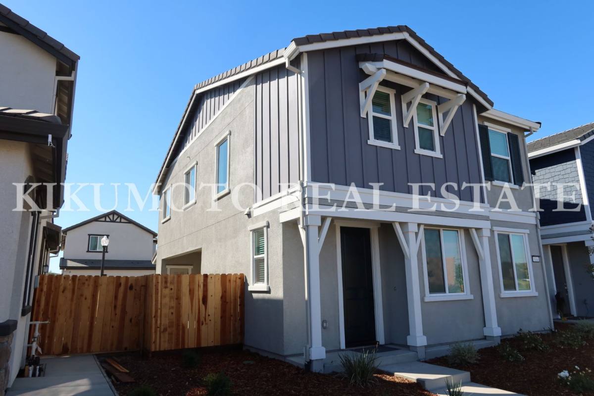 House for rent at 8004 Monkeyflower Way, Sacramento, CA 95832