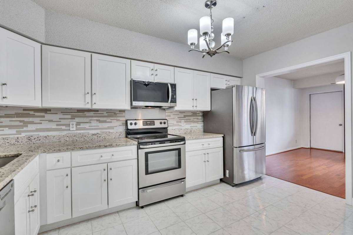 Condo for rent at 5501 Seminary Rd #1314S, Falls Church, VA 22041