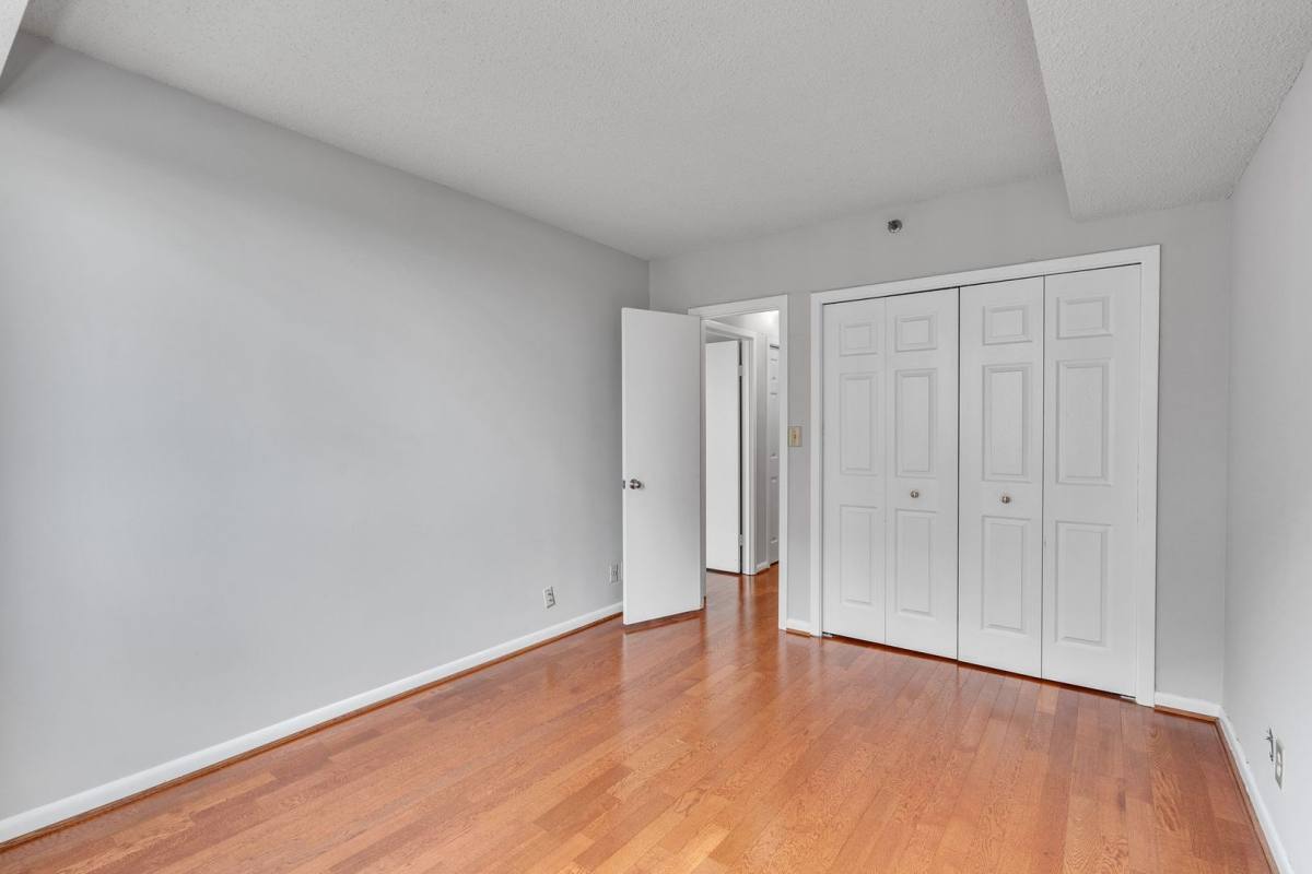 Condo for rent at 5501 Seminary Rd #1314S, Falls Church, VA 22041