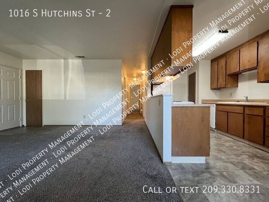 Apartment for rent at 1016 S Hutchins St #2, Lodi, CA 95240