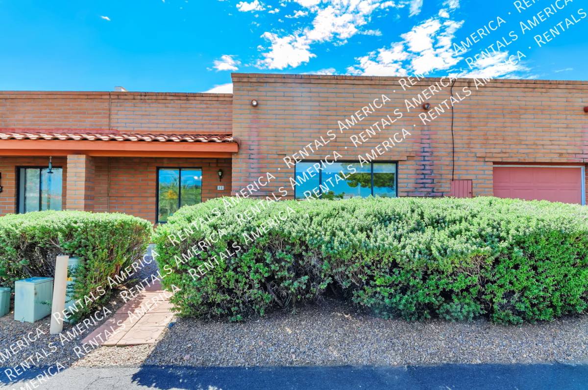 Townhouse for rent at 11 W Roma Dr, Oro Valley, AZ 85737