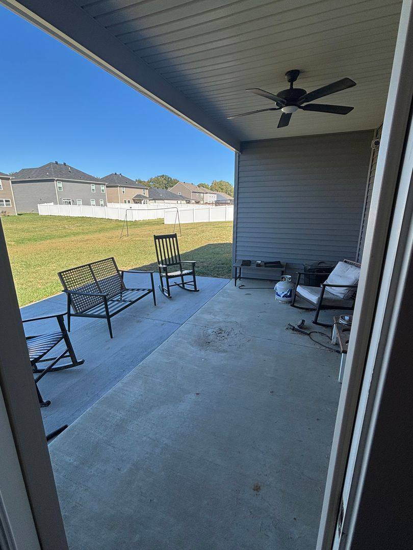 House for rent at 2061 Pebblewood Dr, Owensboro, KY 42303