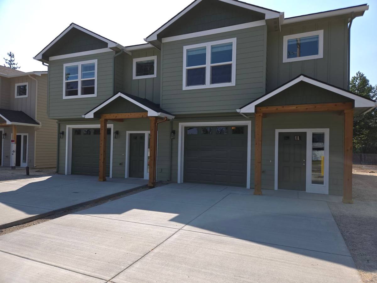 House for rent at 1254 W Hanley Ave, Coeur d'Alene, ID 83814