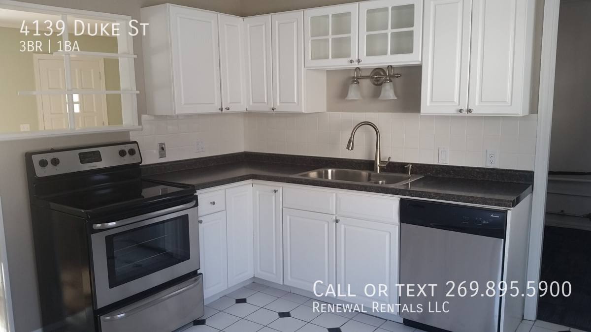 House for rent at 4139 Duke St, Kalamazoo, MI 49008