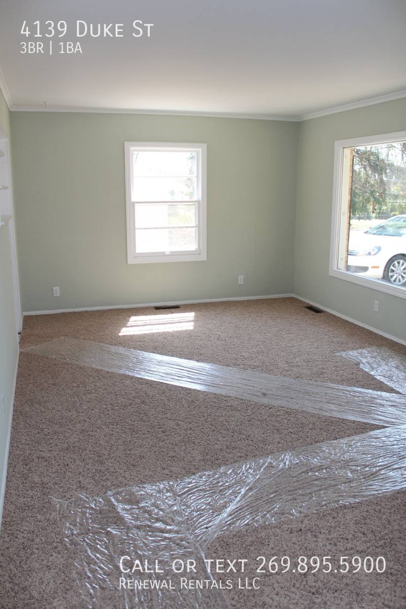 House for rent at 4139 Duke St, Kalamazoo, MI 49008
