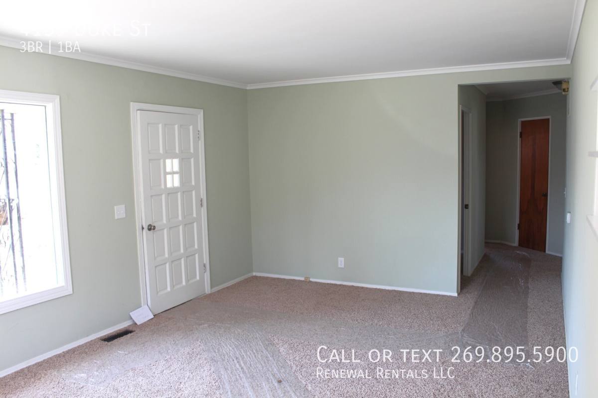 House for rent at 4139 Duke St, Kalamazoo, MI 49008