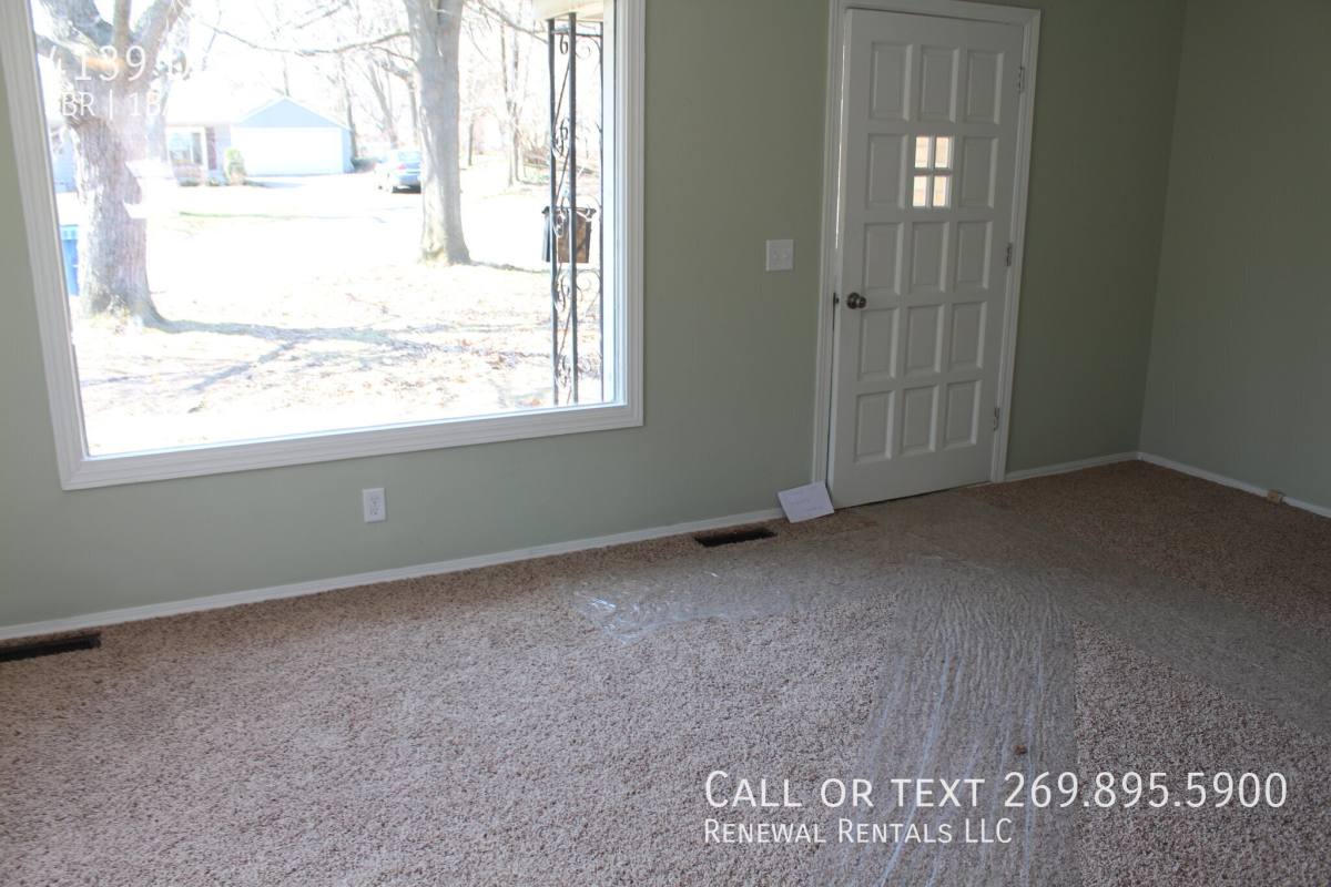 House for rent at 4139 Duke St, Kalamazoo, MI 49008
