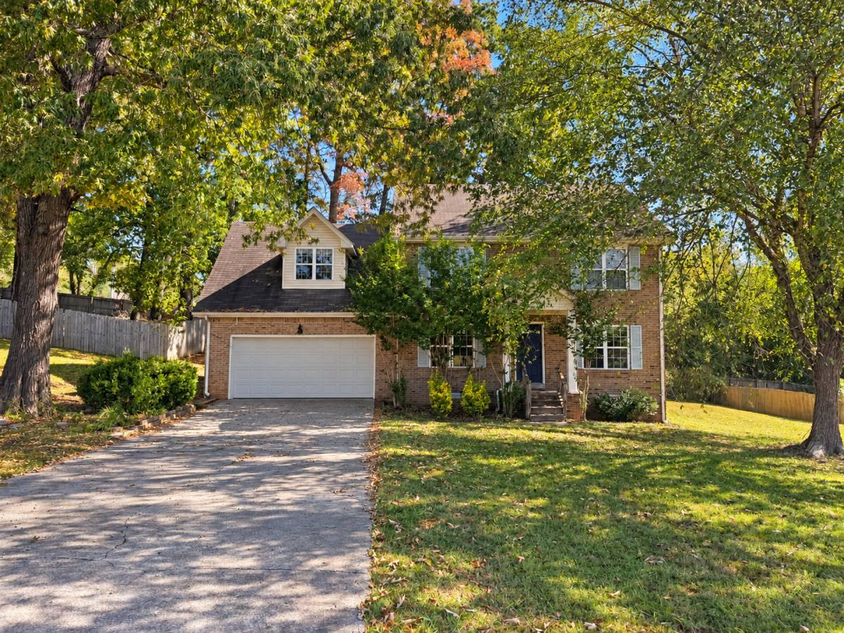 House for rent at 523 Brentwood Circle, Clarksville, TN 37042