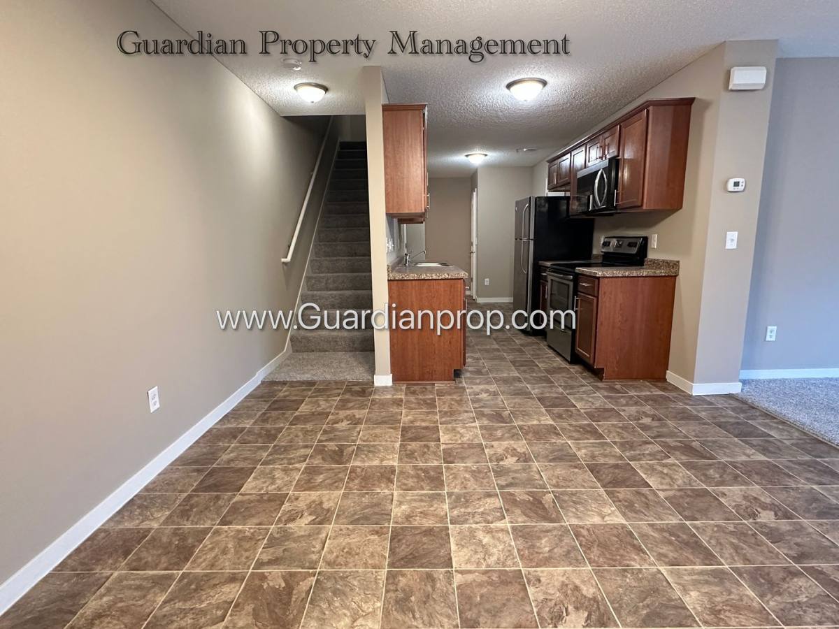 Townhouse for rent at 9943 Vera Cruz Lane N, Minneapolis, MN 55443