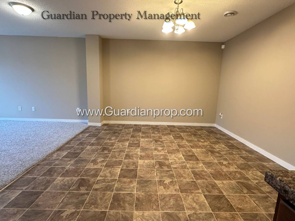 Townhouse for rent at 9943 Vera Cruz Lane N, Minneapolis, MN 55443