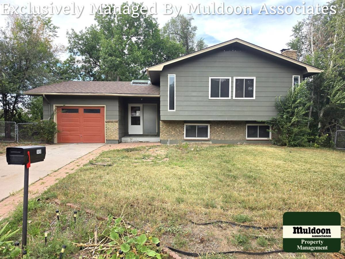 House for rent at 1450 Luna Vista Dr, Colorado Springs, CO 80911