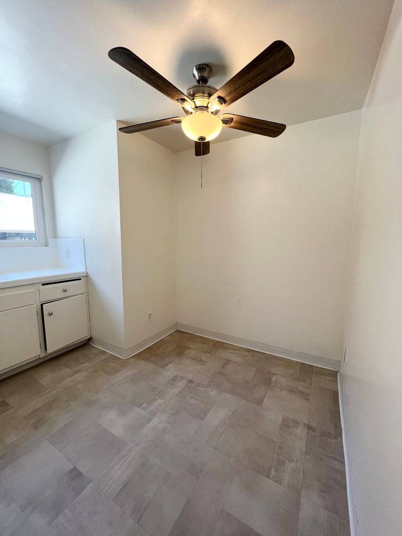 Apartment for rent at 25843 Narbonne Ave, Lomita, CA 90717