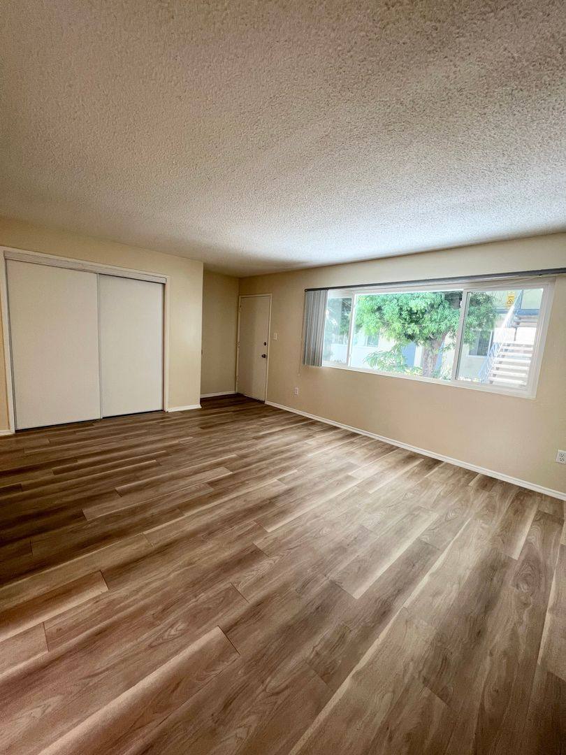 Apartment for rent at 25843 Narbonne Ave, Lomita, CA 90717