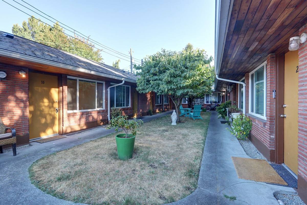 Apartment for rent at 2800 NE 55th St, Seattle, WA 98105