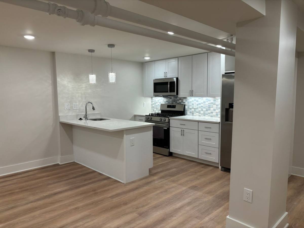 Apartment for rent at 1347 Euclid St NW, Washington, DC 20009