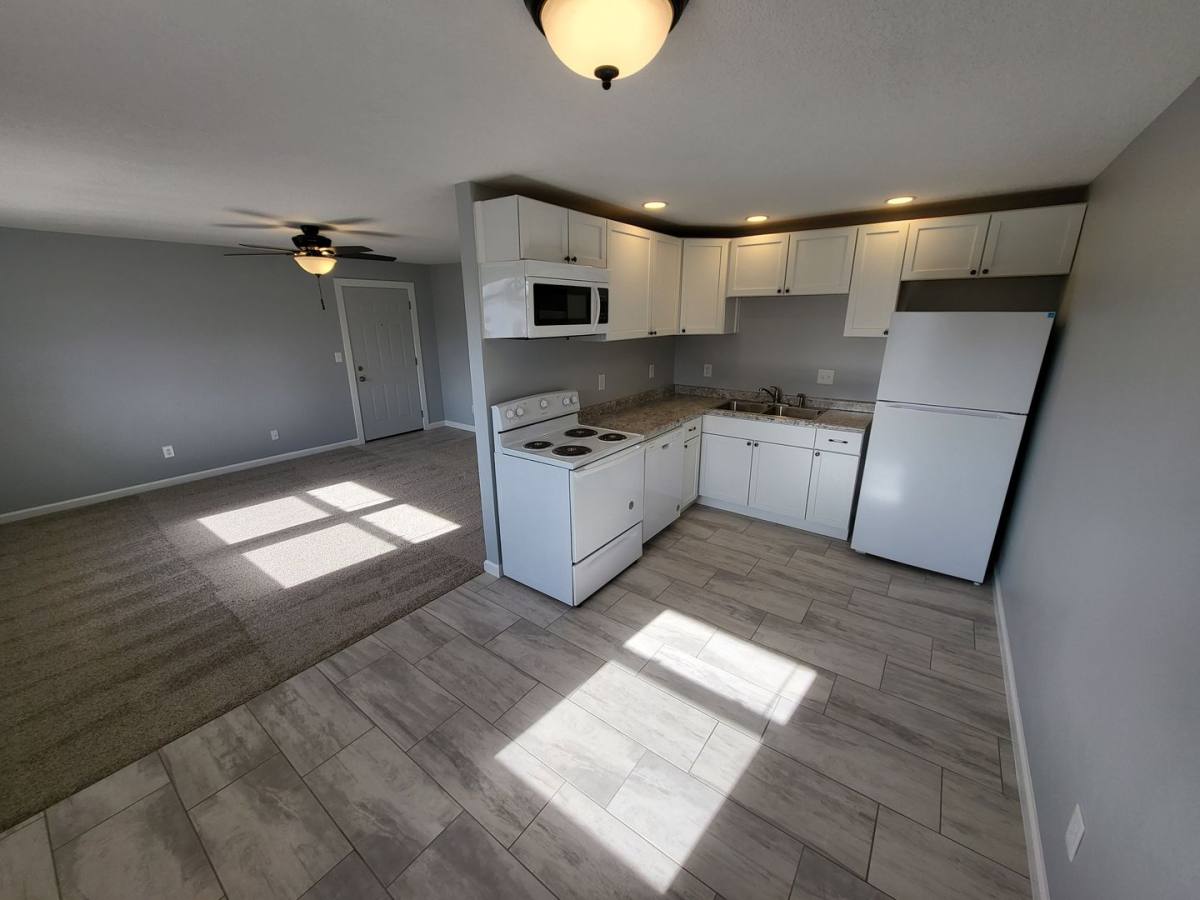 Apartment for rent at 3342 Heatherton Dr, Davenport, IA 52804