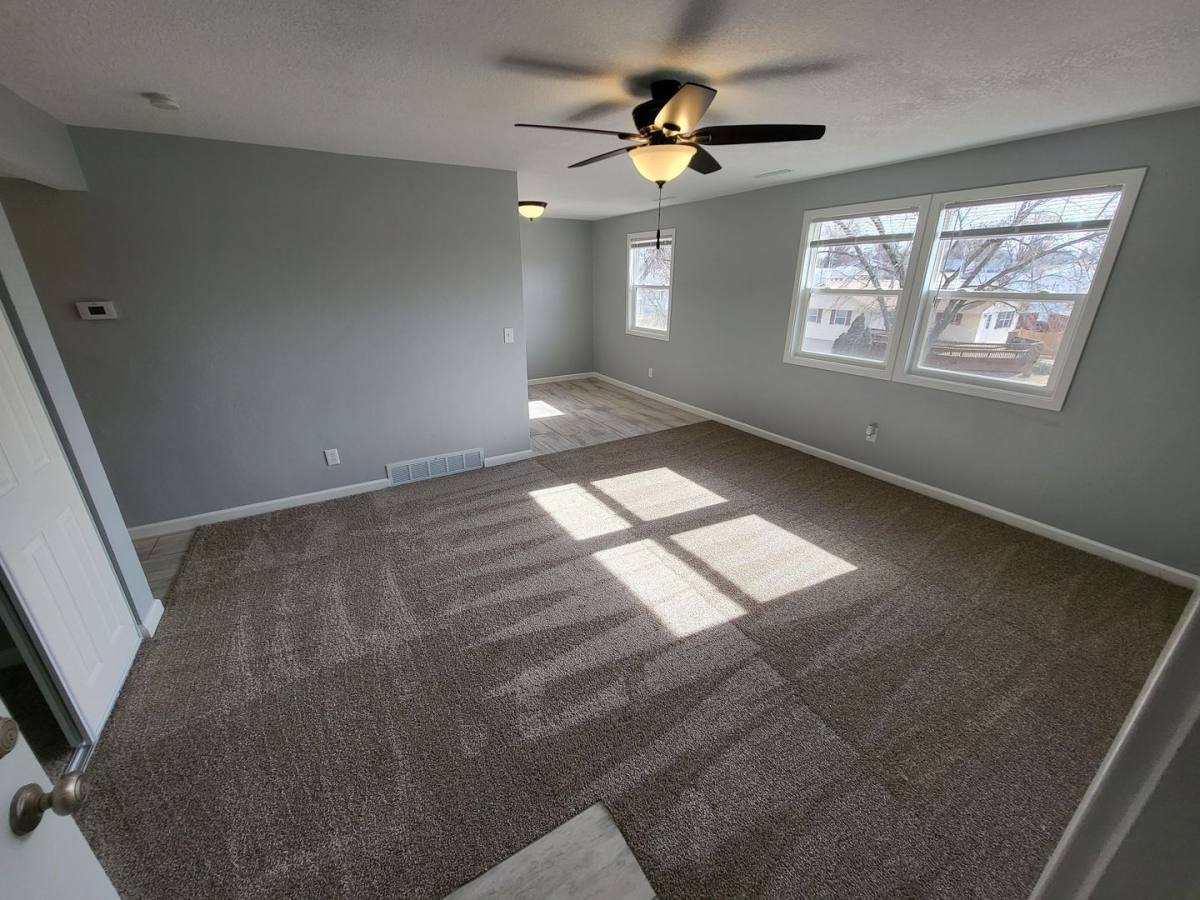 Apartment for rent at 3342 Heatherton Dr, Davenport, IA 52804
