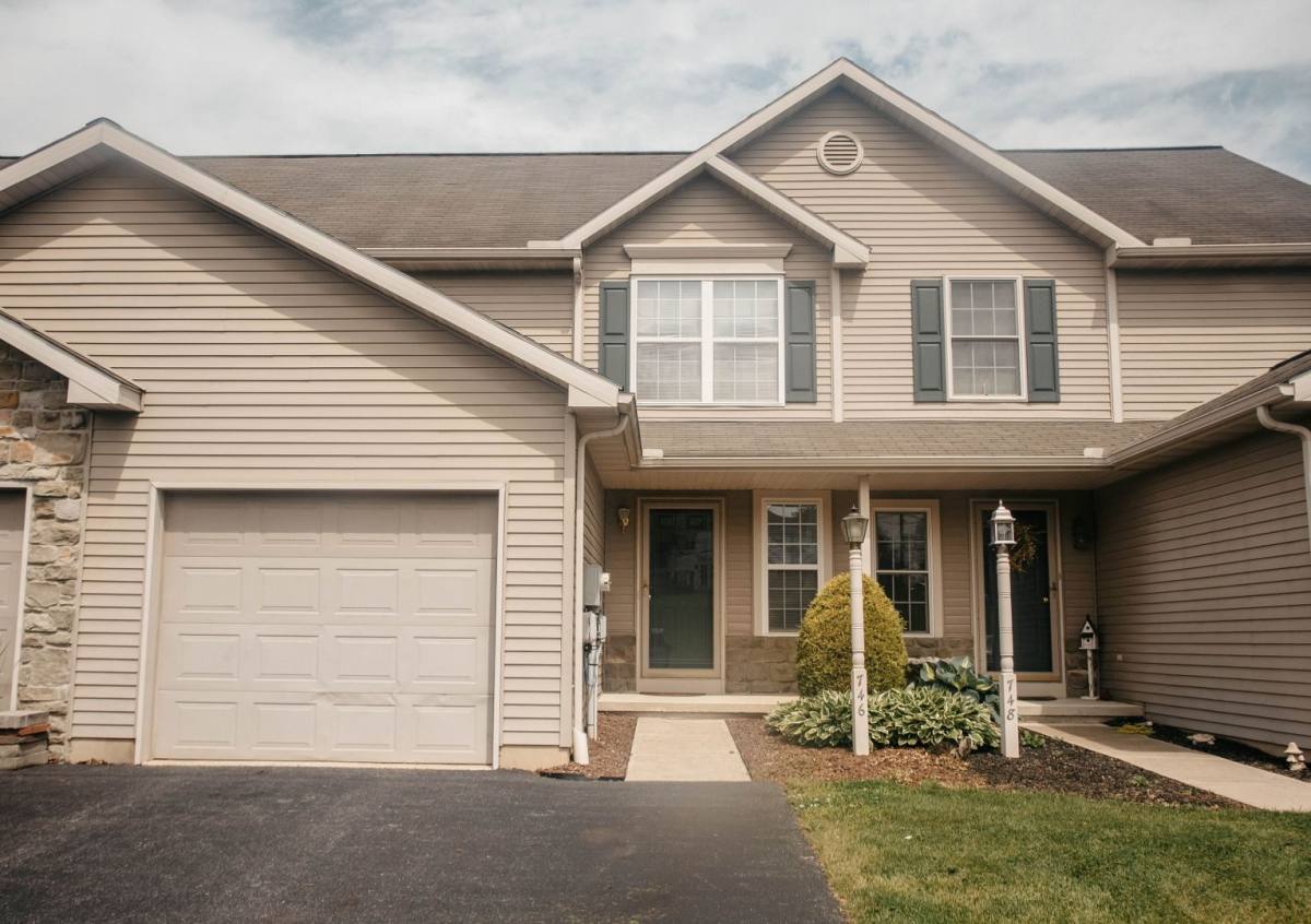 House for rent at 746 Mount Gretna Rd, Elizabethtown, PA 17022