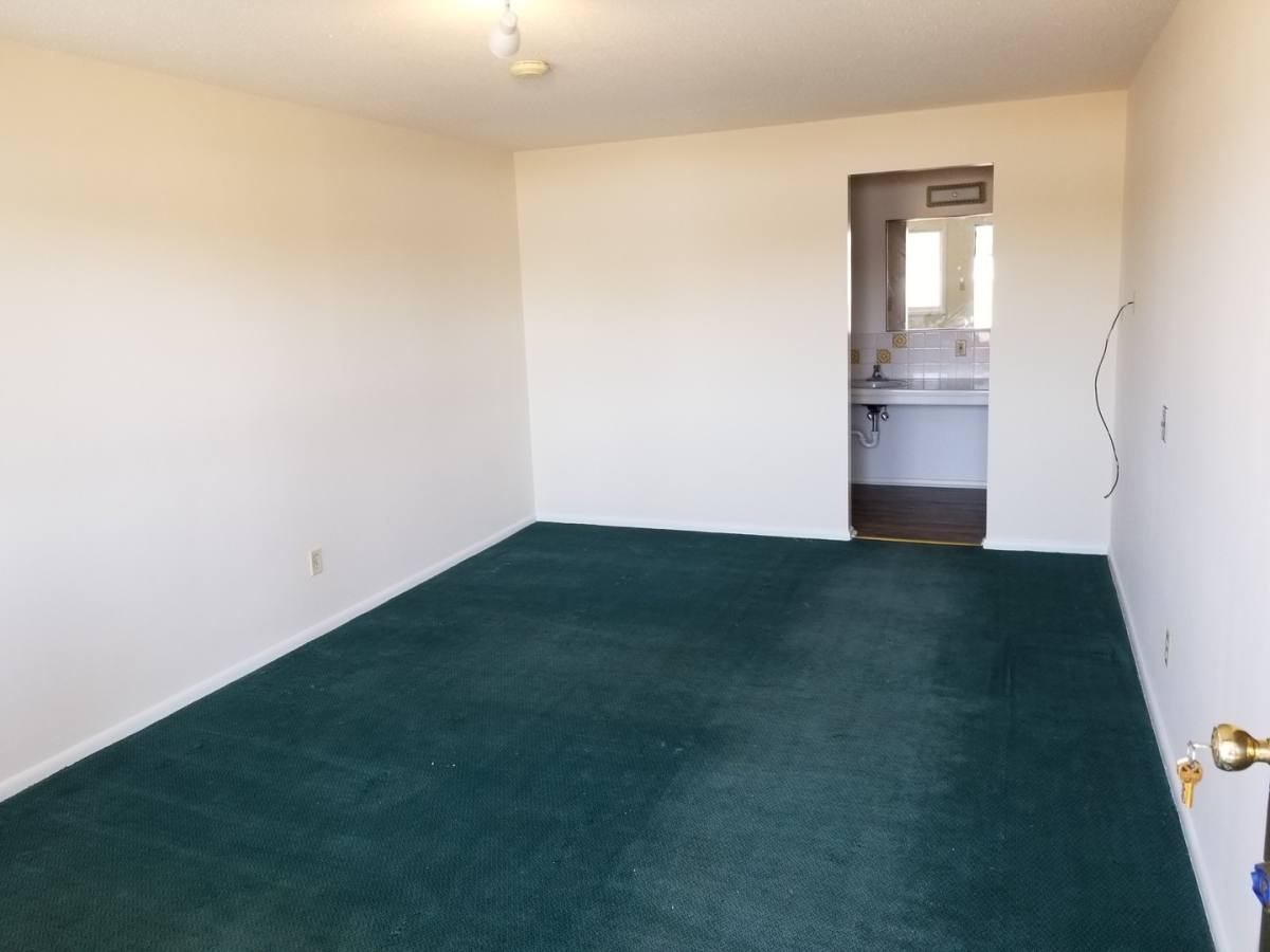 Apartment for rent at 15 N 5th, Miles City, MT 59301