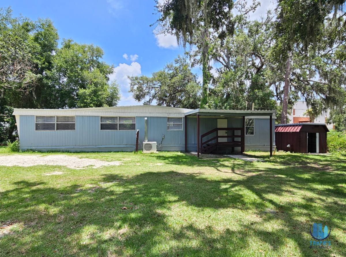 House for rent at 37826 Daughtery Rd, Zephyrhills, FL 33541