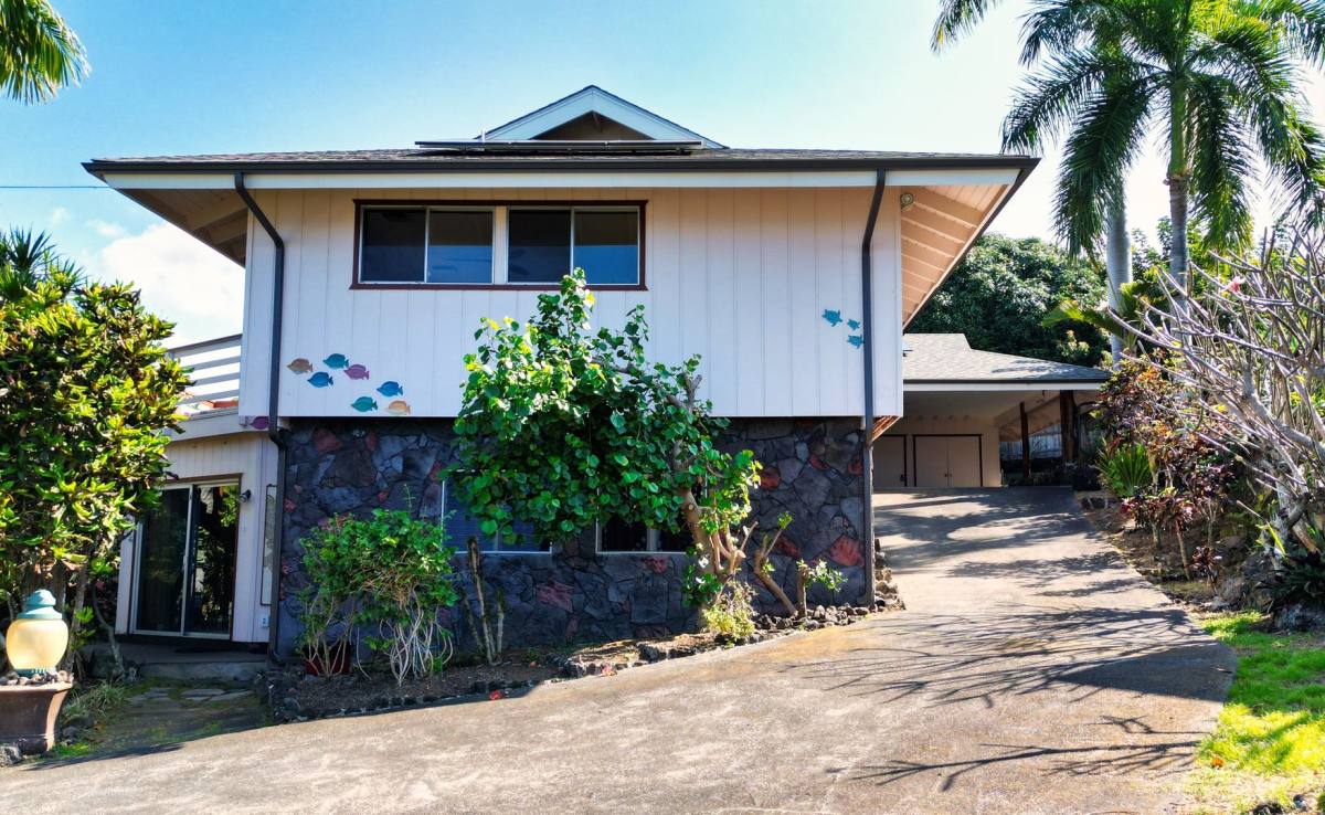 Apartment for rent at 77-6689 Walua Rd, Kailua Kona, HI 96740