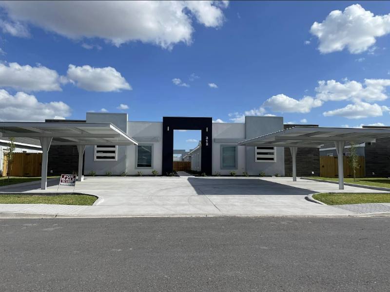 Apartment for rent at 312 W Rutherford #1, Edinburg, TX 78541