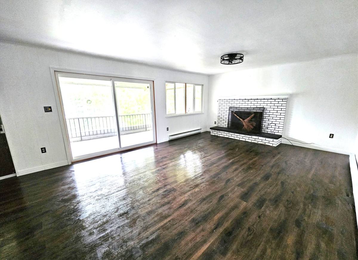 Condo for rent at 216 F Lake Shore N, Montague, NJ 07827