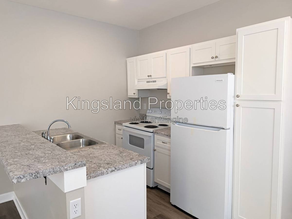 House for rent at 7936 Church Dr, St. Louis, MO 63147