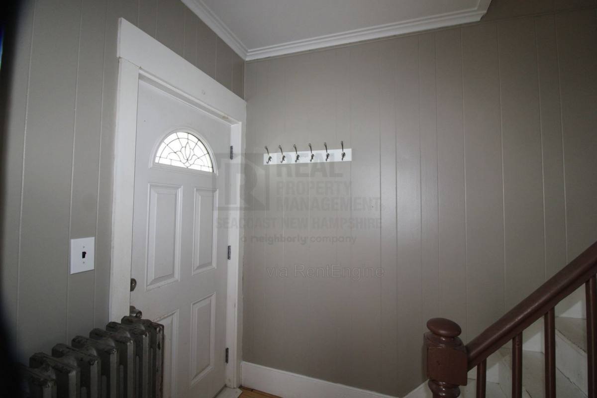Townhouse for rent at 102 Charles St, Rochester, NH 03867