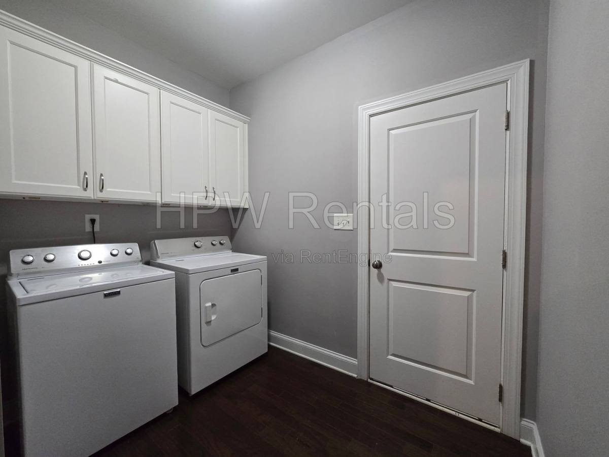 Townhouse for rent at 142 Cobalt Creek Way, Holly Springs, NC 27540