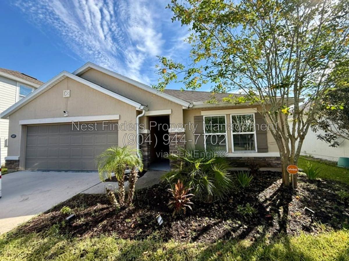 House for rent at 14897 Bartram Creek Blvd, St. Johns, FL 32259