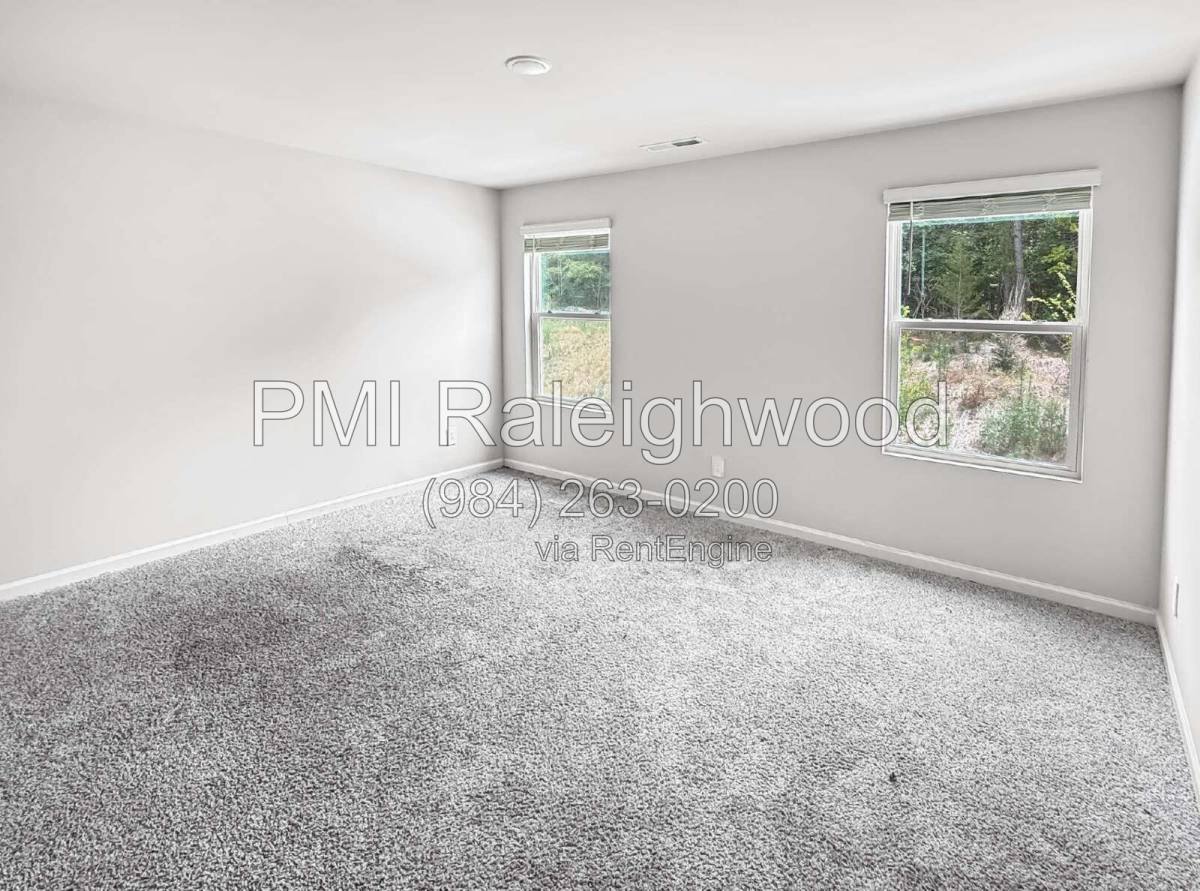 Townhouse for rent at 675 Rolling Fields Dr, Graham, NC 27253