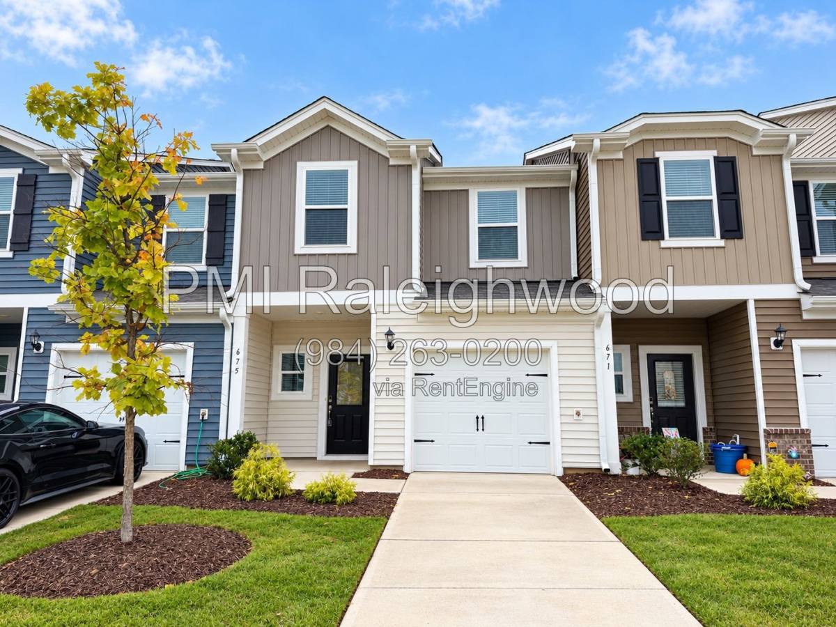 Townhouse for rent at 675 Rolling Fields Dr, Graham, NC 27253