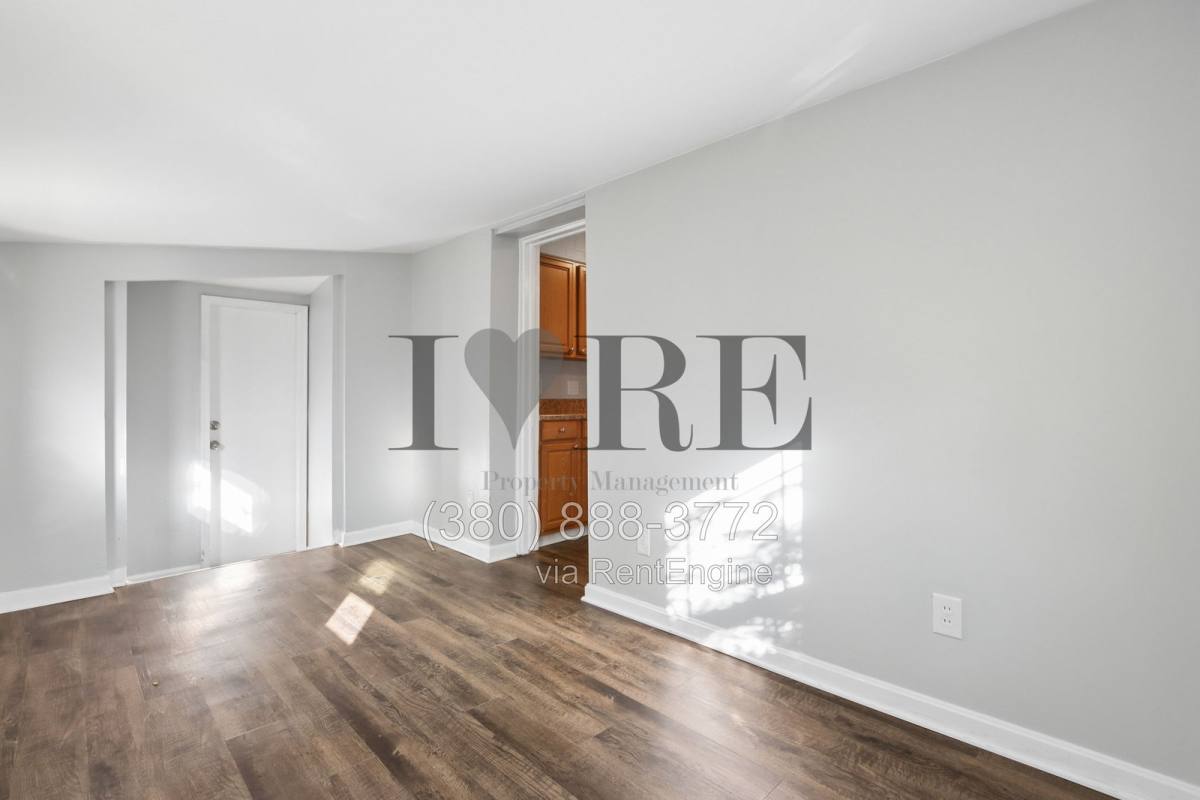 Apartment for rent at 95 Florence Ave #1, Columbus, OH 43228