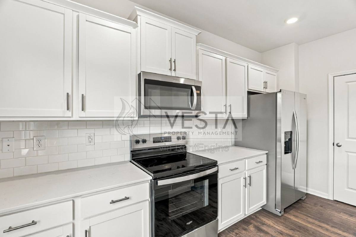 House for rent at 827 Adelston Lane, Asheville, NC 28804