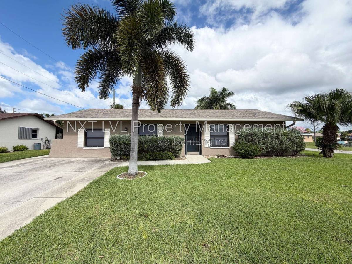 House for rent at 15005 Buckeye Dr, Fort Myers, FL 33905