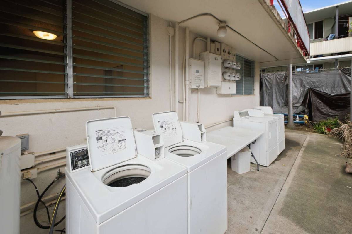 Apartment for rent at 94-107 Pupupuhi St #2, Waipahu, HI 96797