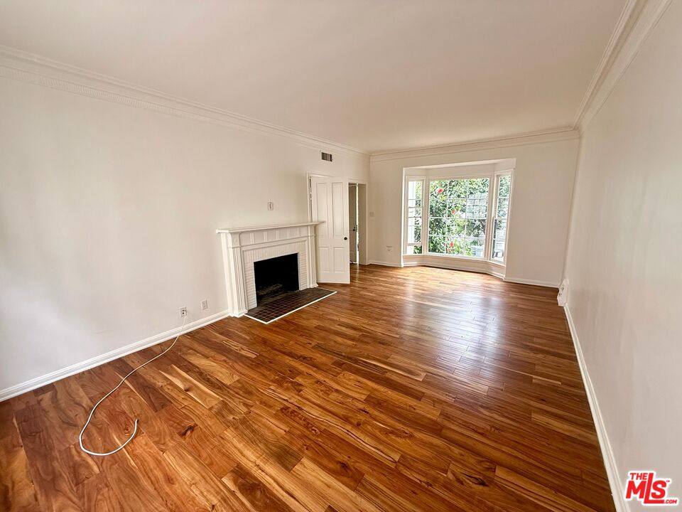 Townhouse for rent at 236 S Spalding Dr #1 2, Beverly Hills, CA 90212