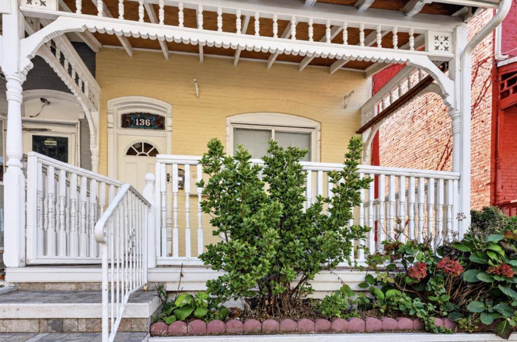 Apartment for rent at 136 Elm St, Reading, PA 19601