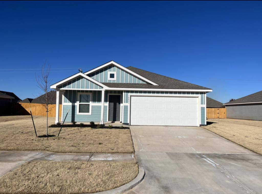 House for rent at 10821 SW 22nd St, Yukon, OK 73099